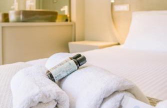 Nidra Studio with private pool - Photo 16