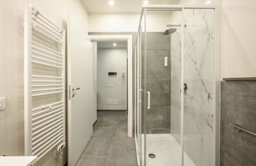 College Suites - Photo 36