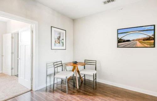 CozySuites MusicRow Classy 1BR with free parking 09 - Foto 17