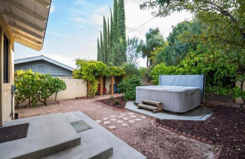 DoWNTOWN DeRBY-Hot Tub & Views - Foto 2