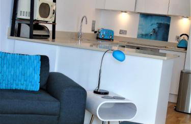 Seaview, Luxury apartment, 2 min walk to Porth Beach - Foto 4