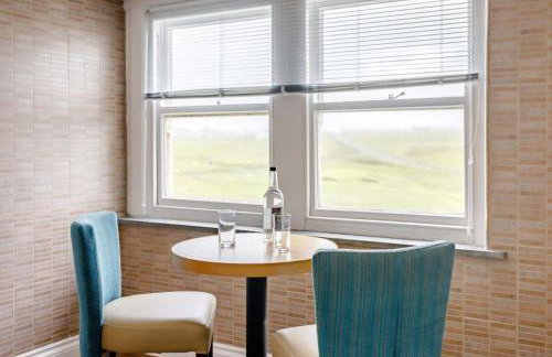 Tommy Jacks Beach Apartments - Foto 26