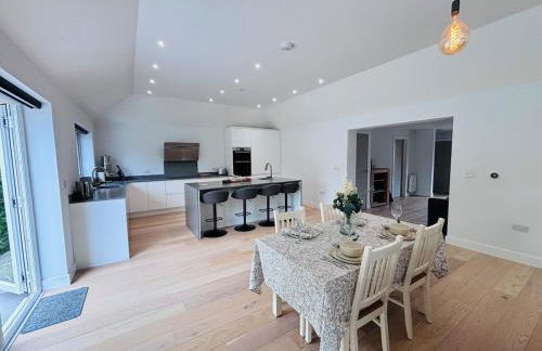 Buckland Towers - Photo 6