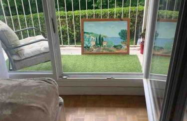 Proche Château de Versailles avec balcon vu sur une forêt et parking gratuit pour 5 personnes maximum - Foto 13