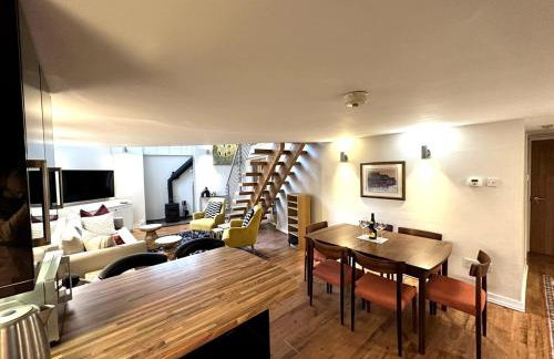 Stylish 2BR Central Edinburgh - Walk to Attraction - Foto 25