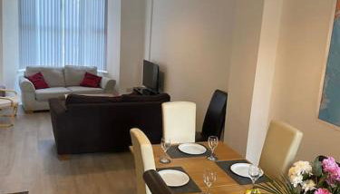 Eden Stay 5 Bedroom House - Foto 4