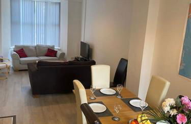 Eden Stay 5 Bedroom House - Foto 4