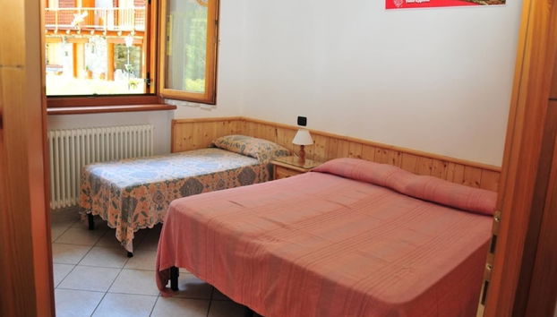 Chalet in Antey-saint-andre With Mountain Views - Foto 3