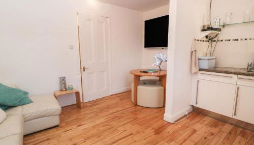 Silverbells - Photo 3