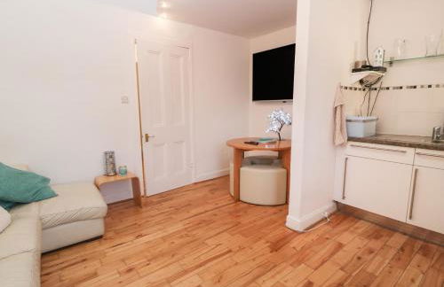 Silverbells - Photo 3