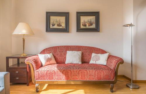 Central, Spacious Parking - Foto 21