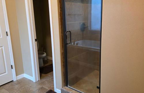 Beautiful Home For Large Family! - Foto 23