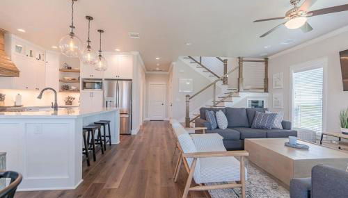 Stunning beach house just a short walk to beach - Foto 3