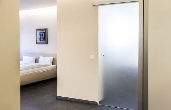 Nomad Serviced Apartments - Photo 38