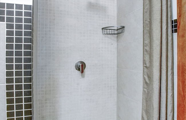 Colosseo Families and Groups 2BDR | Home and More - Photo 22