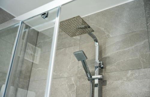 Spacious 4-Bed Apartment · Sleeps 6 · City Centre - Foto 19