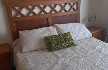 Beachfront Penthouse 3 double bedrooms, 2 bathrooms - Photo 12