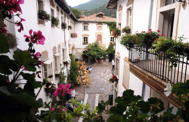 Locanda del Bel Sorriso - Villa Bertagnolli Guest House - Photo 36