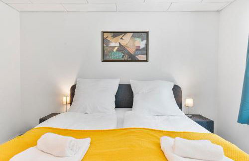 Sunshine - 4 Personen Airport Messe mit TG-Garage - Foto 4