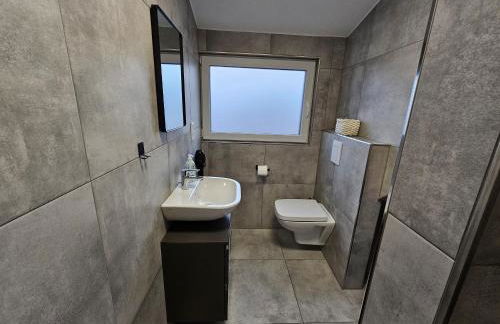 Neubau Ferienwohnung mit Balkon - Foto 12