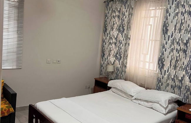 Serene Oasis in East Legon Hills - Chic 2 Bedroom Retreat - Photo 4