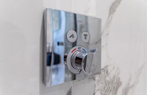 The Heart of Westminster - Photo 16