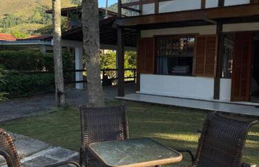 Casa especial com piscina e jardim - Foto 7