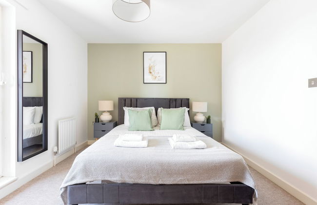 Deluxe 2 Bed Flat with Balcony in Hackney - Foto 6