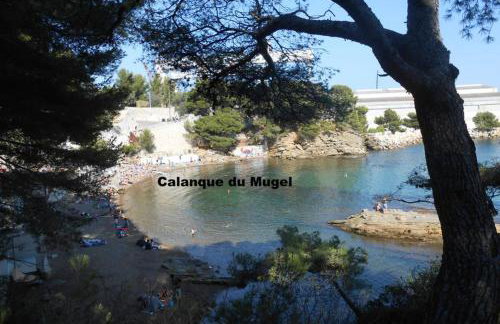 Particulier loue T3 en rez de jardin à 30 mètres de la plage avec un double box - Photo 34