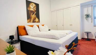 Das CLASSIQUE Galerieappartement 50qm - Elegant und geräumig wohnen - Espressomaschine, Airfryer, Balkon, Poseidon Therme im Haus - inkl Parkgarage - Foto 3