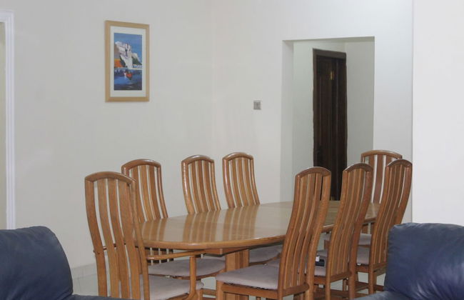 Evergreen Apartments - Photo 12