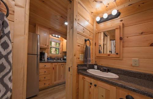 Papa Cabin Tiny Log Home Comfort In Rustic Bliss - Foto 15