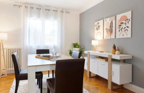 Les Capucines - Appt proche Talensac avec parking - Foto 15