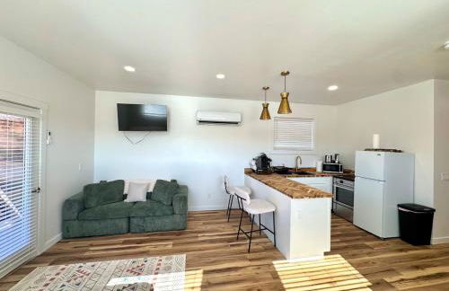 Glacier Alpine Escape - Photo 6