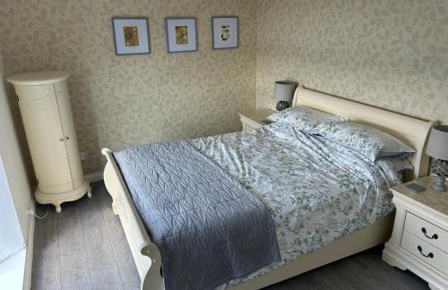 Portaferry Waterfront Townhouse with Hot Tub - Foto 20