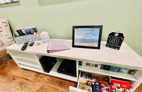 Fun Family-Friendly Poolside Escape Near Beach - Foto 38