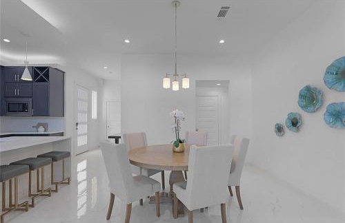 Modern 3 Story Home, Terrace, Galleria - Foto 4