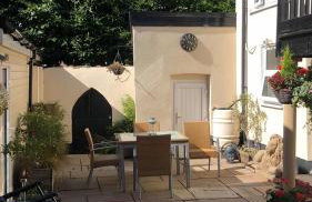 Pitfield Apartments - Photo 2