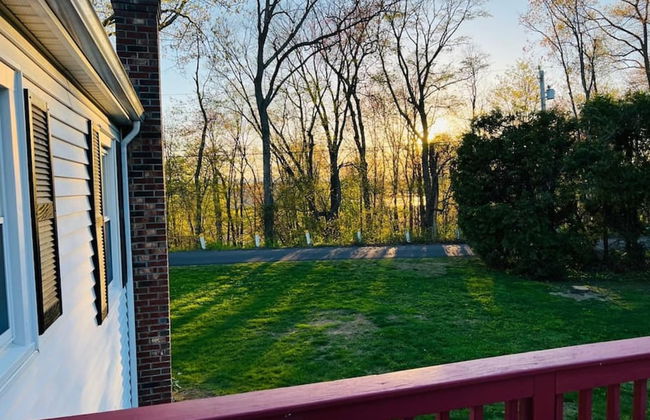 Hadley Amherst Location Explore the Valley Colleges - Foto 13