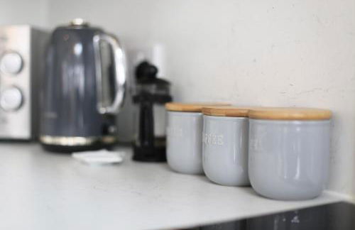 Stunning Coach House with two bedrooms and parking - Foto 3