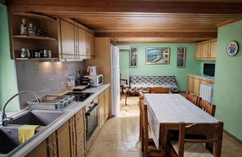 Where Time Slows Repanidi Village Escape - Foto 1