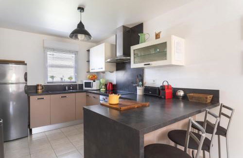 La Pointe aux Chèvres - 10min à Pied de la Plage - Foto 2