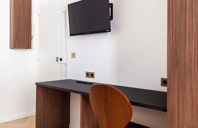 Appartement in the Heart of Paris Nation/charonne - Photo 13