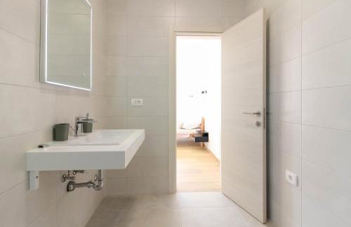 New modern villa Gogo with private pool near the beach and town of Pula by WiiBuk - Foto 30