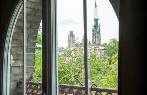 Seine-Front Apt in Stone House with parking and garden, Lacroix Island - Photo 8