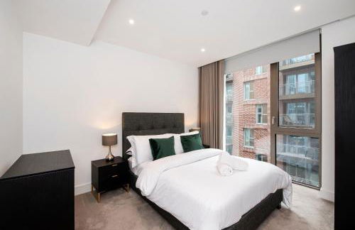 Lux and Large 2 bed Battersea Power Station - Foto 18