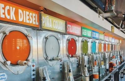 New Listing! Pool Jacuzzi, 3-min to Beach Bars & Entertainment! - Foto 71