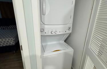 Beautiful Cozy Home in DC with Easy Parking - Photo 4