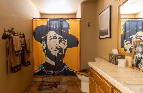 3 Bedroom Ranch -Hot Tub -Walk to P&H and Red Dog - Foto 57