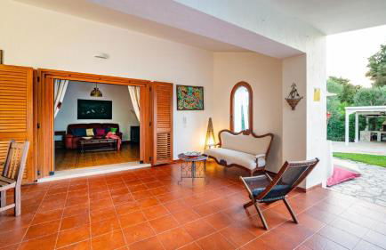 Villa Giglio with Garden and Mini Pool by Rentbeat - Foto 18